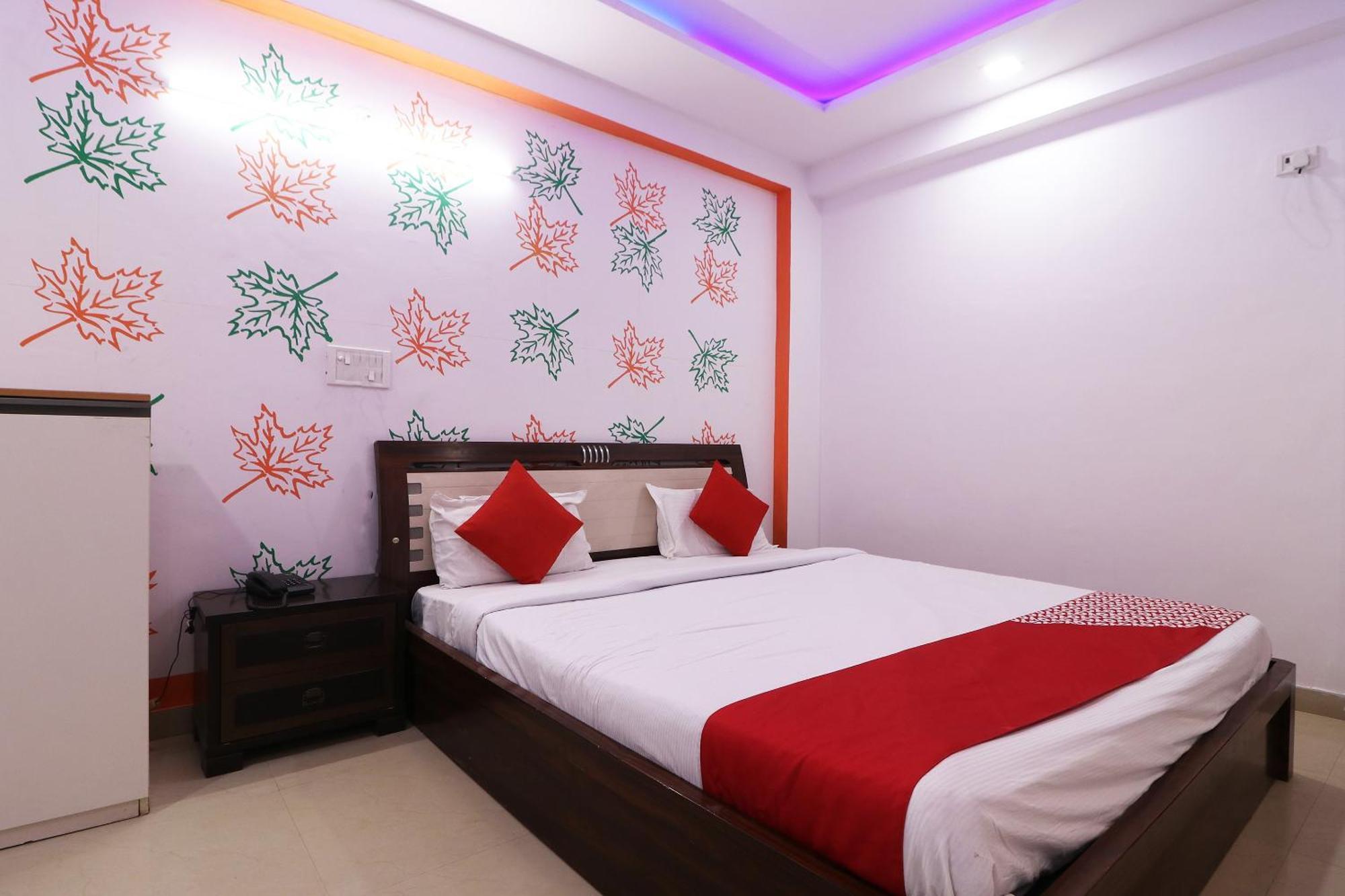 Hotel O Aaradhya Residency Noida Exterior photo