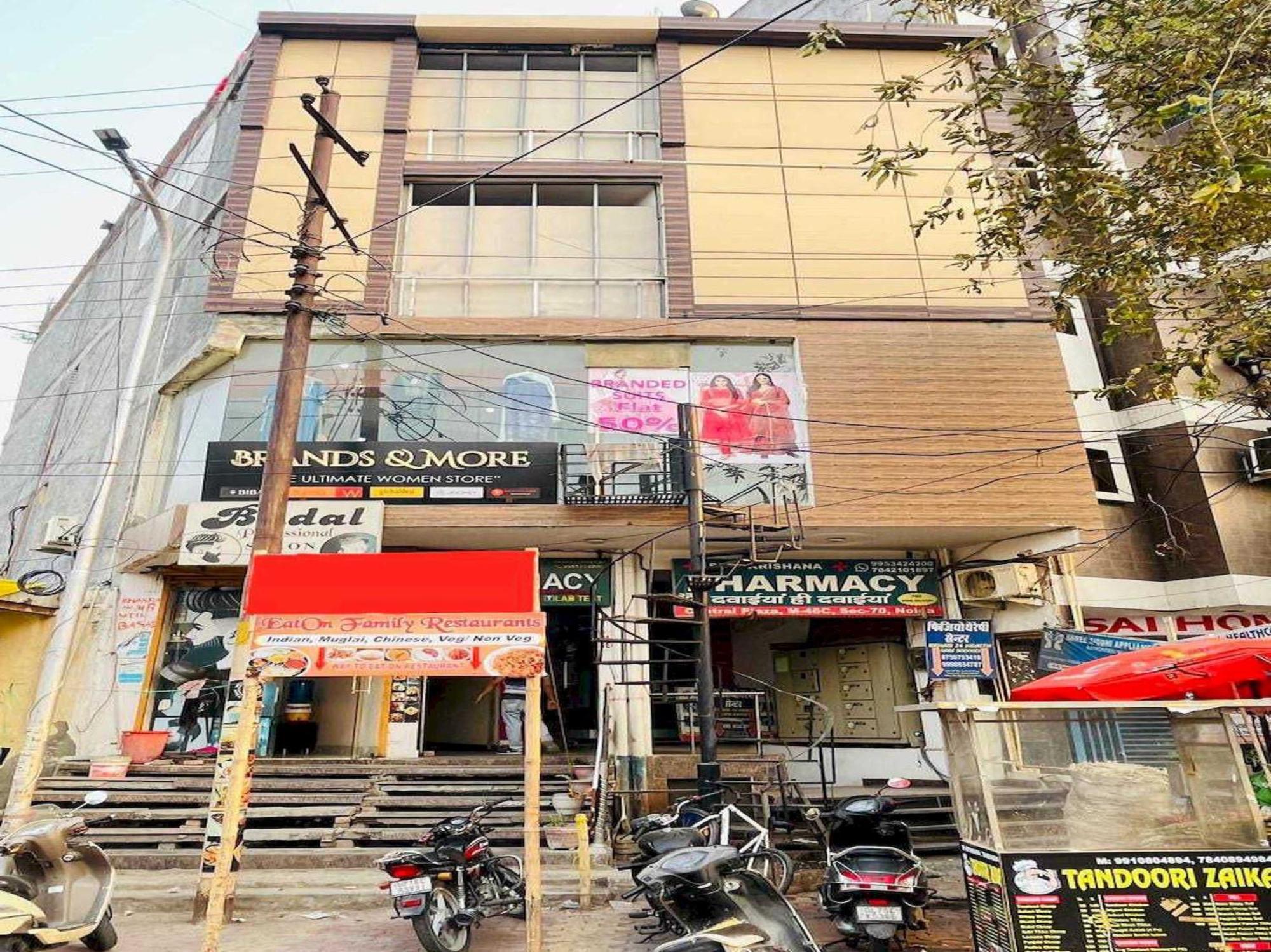 Hotel O Aaradhya Residency Noida Exterior photo